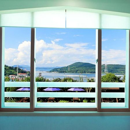 Tongyeong Paper Island Pension Экстерьер фото