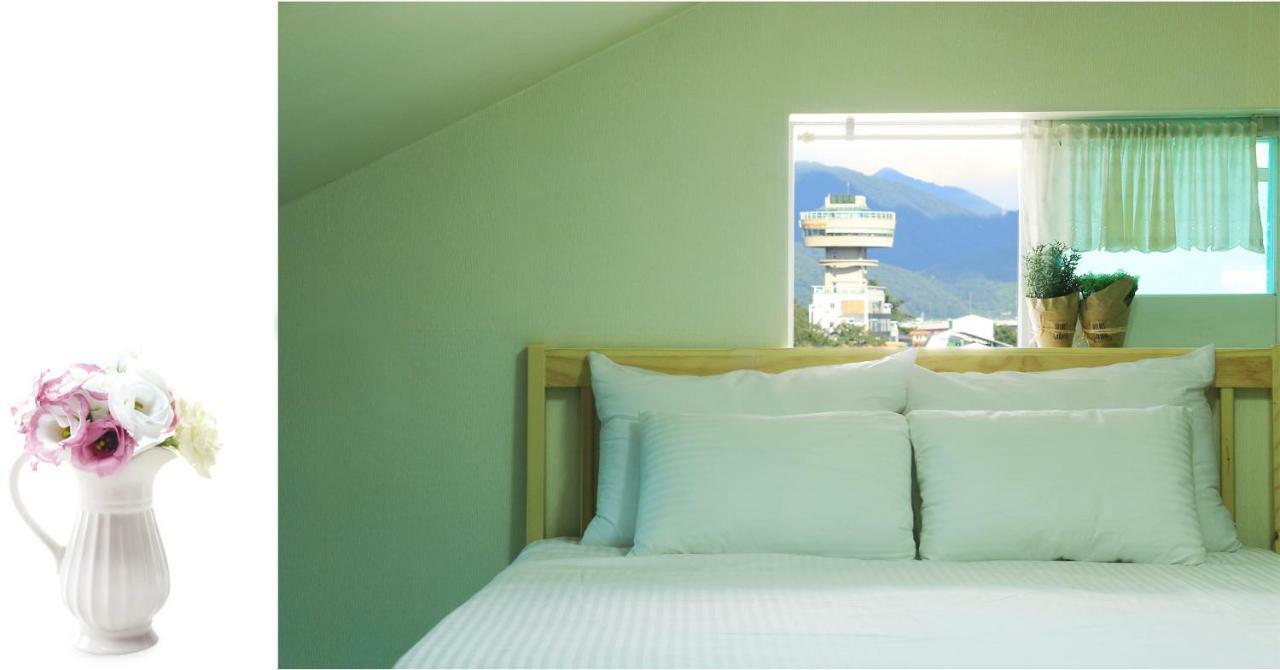 Tongyeong Paper Island Pension Экстерьер фото